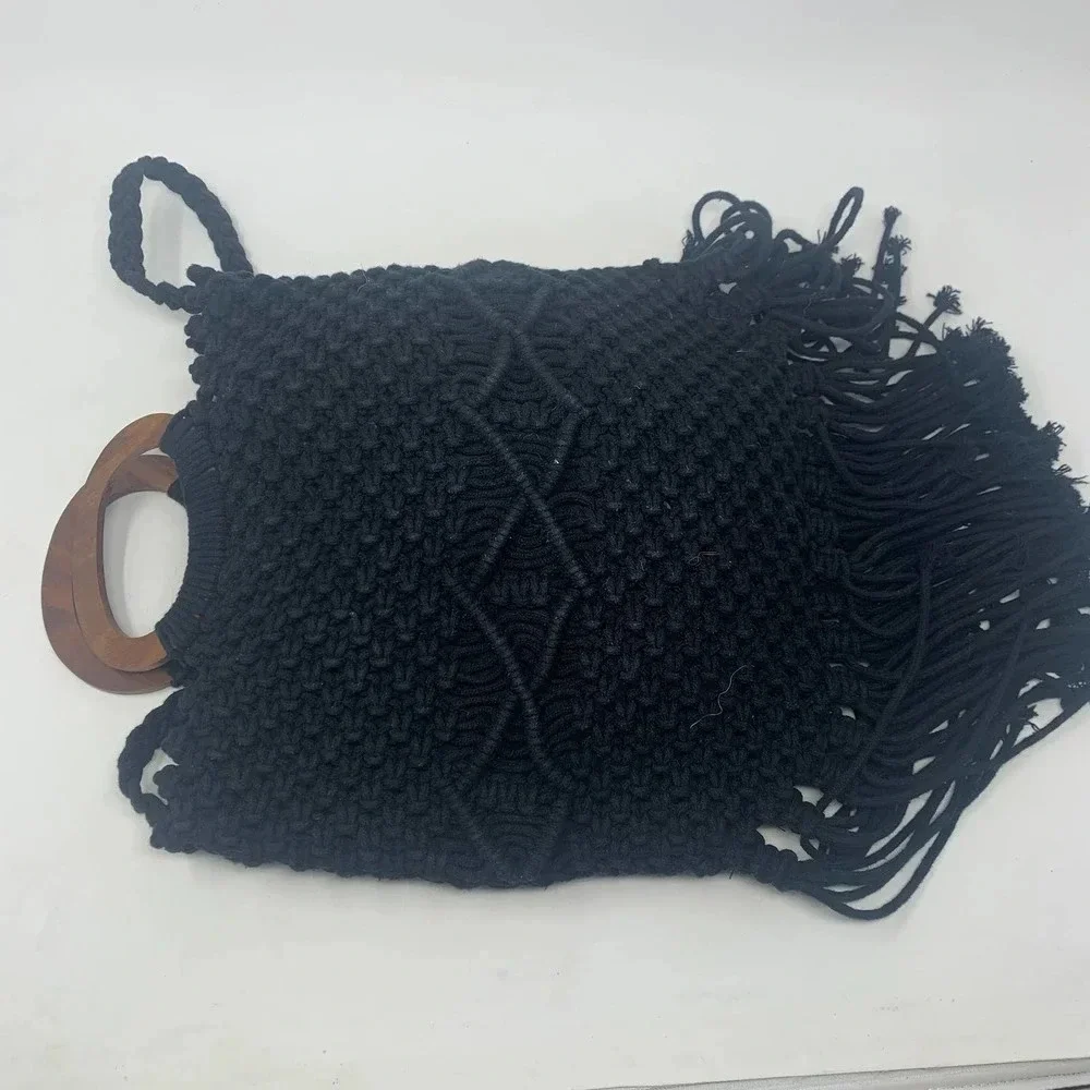Danielle Nicole Macrame‎ Fringe Tassel Wooden Handle Crossbody Bag in Black - Picture 8 of 10